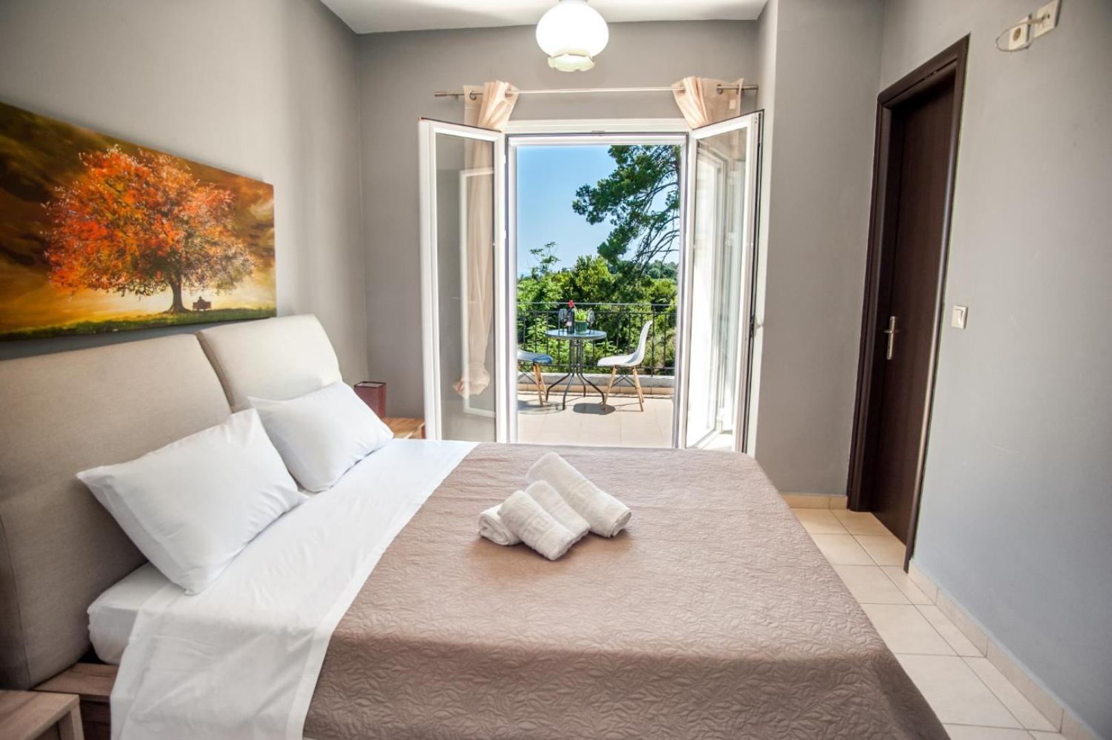 Gravanis Ir Home Pesádha Екстериор снимка