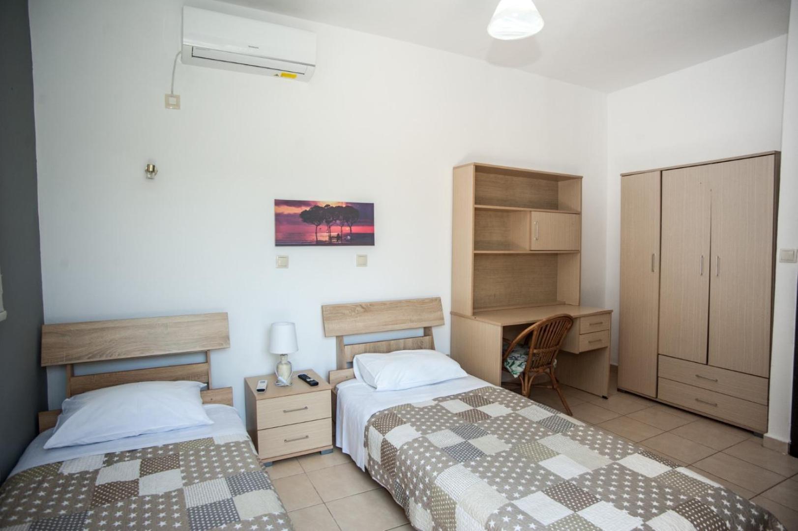 Gravanis Ir Home Pesádha Екстериор снимка