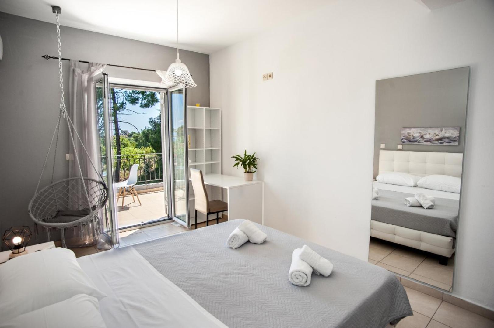Gravanis Ir Home Pesádha Екстериор снимка