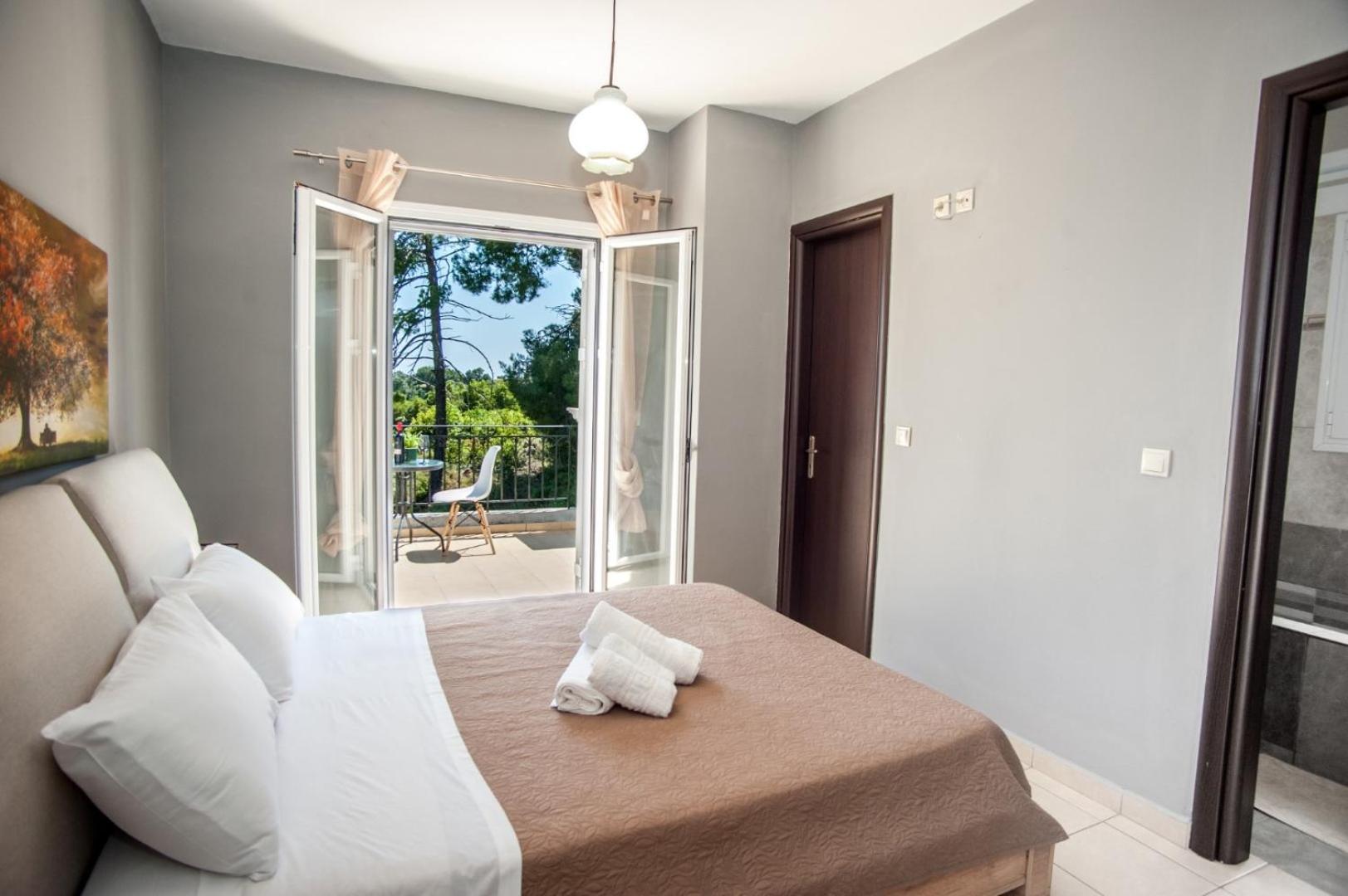 Gravanis Ir Home Pesádha Екстериор снимка